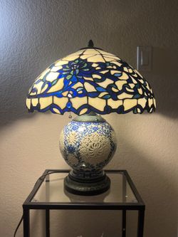 Vintage Tiffany Style Table Lamp Glass