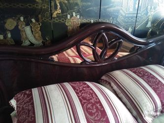 Art Deco Italy Turano brand; Michaelangelo model, Laquer Furniture