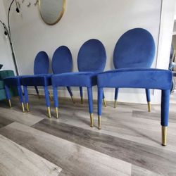 4 Dining Chairs