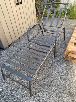 Free.   Beach chair.  No padding.