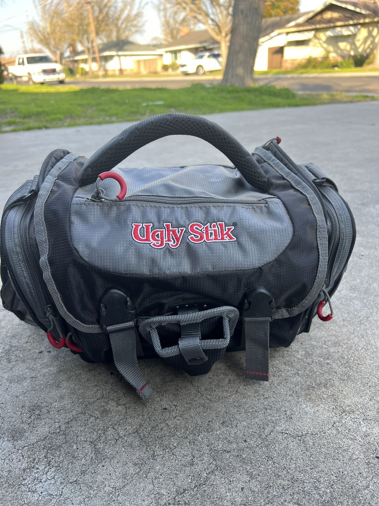 Ugly Stik Tackle Bag for Sale in Modesto, CA - OfferUp