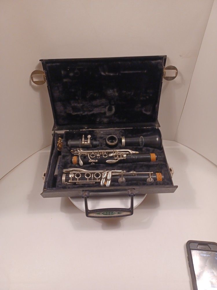 Vintage Vito Clarinet