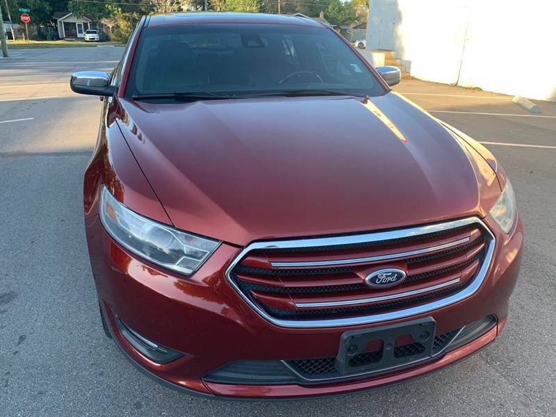 2014 Ford Taurus