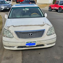 2005 Lexus LS400