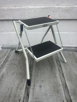 Stepping Stool Folding Ladder
