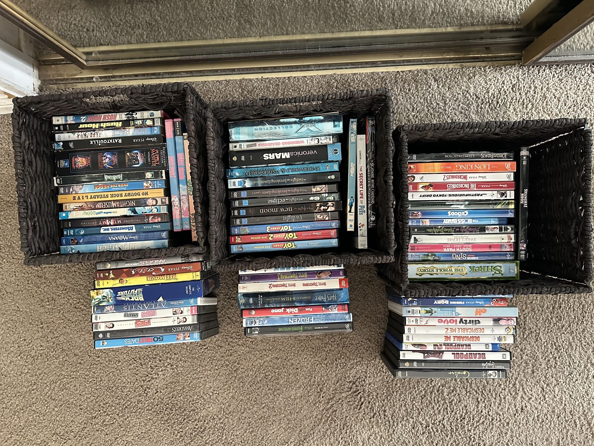 Large Lot Of DVD And Blue Ray Disney Twilight Etc
