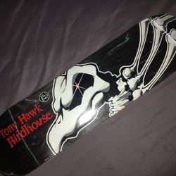 New Tony Hawk Skateboard  Falcon 1