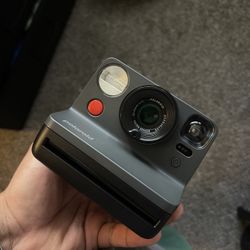 Polaroid Now 