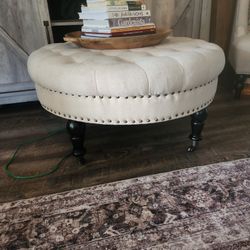 Linen Color Ottoman