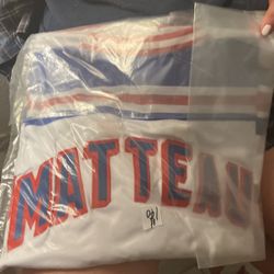 Matteauo Signed Jersey 