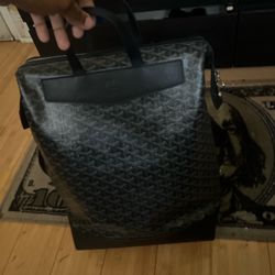 Matte black Goyard bag 