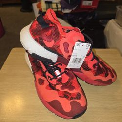 MEN'S ADIDAS TRAINER SHOES SIZE 12.5