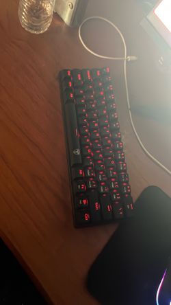 Wireless gaming keyboard