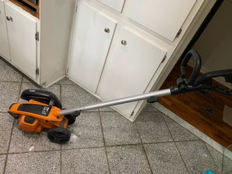 WORX 12 Amp 7.5"' Electric Lawn Edger & Trencher Corded, WG896