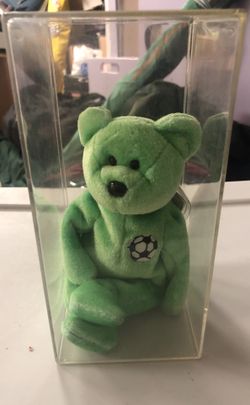 KICKS BEANIE BABY WITH PLASTIC CASE
