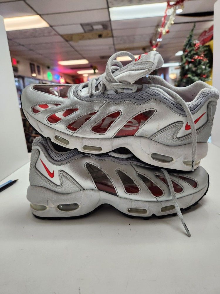 Nike Air Max 96 X Supreme Size:10
