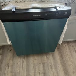 Brand New Dishwasher 
