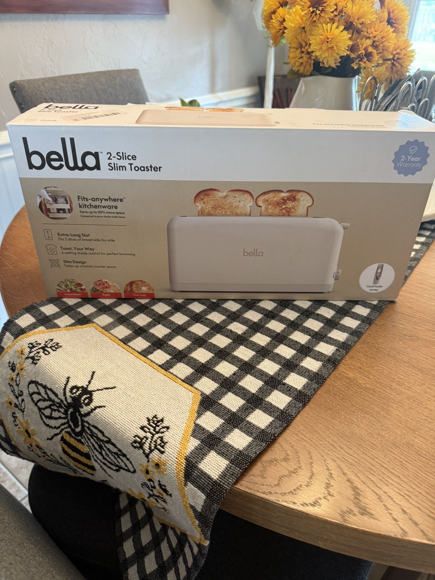 Brand New Two Slice Slim Profile Toaster. PPU Cross Posted 