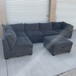 *Free Delivery* Gray Thomasville Modular Sectional Couch Sofa