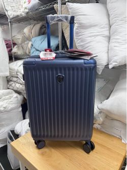 Heys luxe carry on suitcase brand new