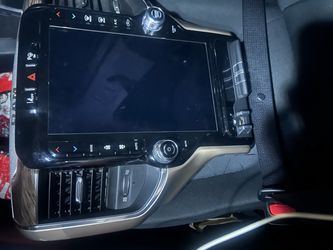 12-inch Uconnect screen Ram