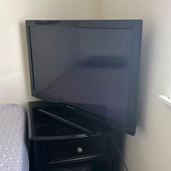35 Inch Element Tv