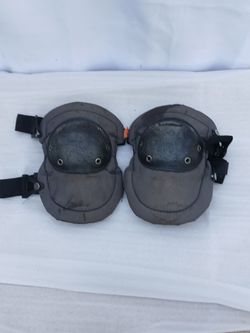 Construction knee pads