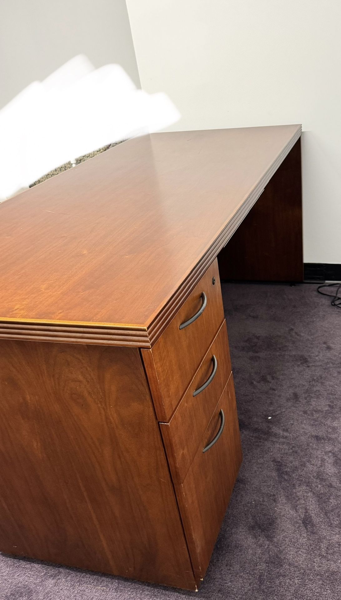 Offices Desk