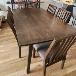 6 Person Dinning Table