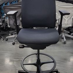 Hardly Used Steelcase Amia Chair