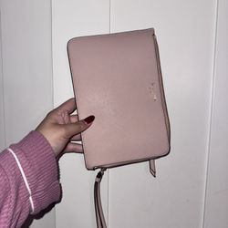 Kate Spade Pink Wristlet 