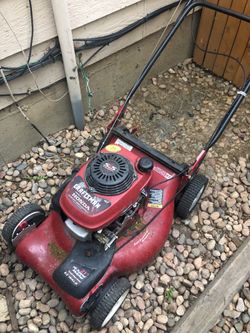Honda mower runs needs lil love