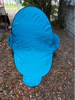 Beach tent