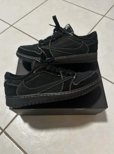 Air Jordan 1 Retro Black Size 11