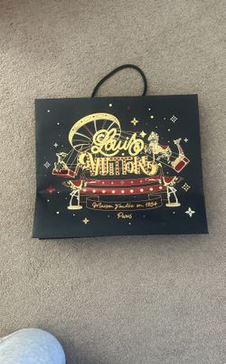 Louis Vuitton Paper bag