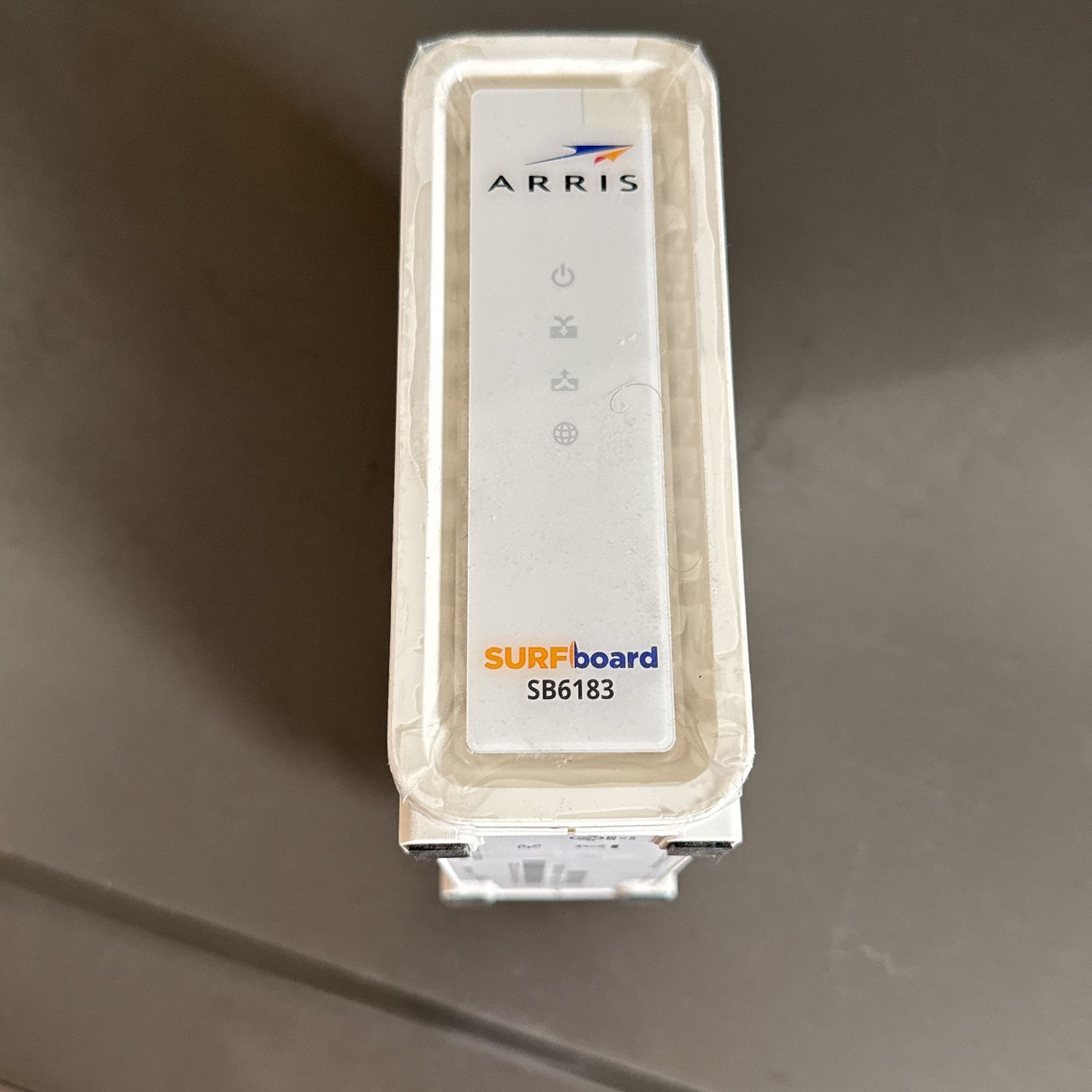 Arris Surfboard SB6183 Cable Modem. DOCSIS 3.0