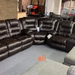 Vacherie Chocolate Reclining Sectional, Large ☆Seccional,Couches,Sofa,Living Room☆We have a lot of chairs,recliners,Ottomans,sofa Sleeper*