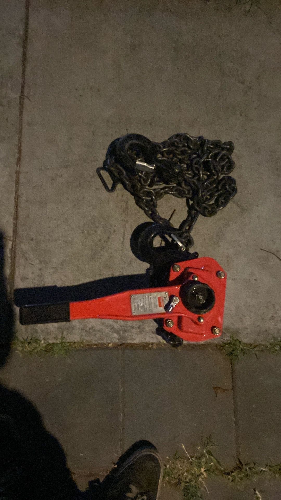 Dayton 6000lb chain hoist 15 ft lift