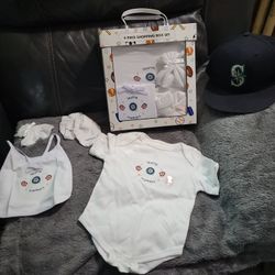 BASEBALL BABY SET NEW* MLB Seattle 