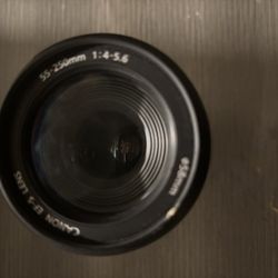 Canon Ef-S Lens 50-250 MM