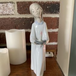 Lladro Girl With Candle Porcelain Figurine