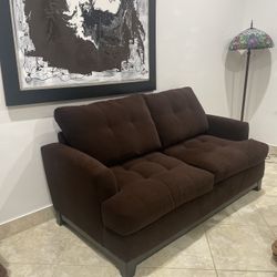 Loveseat 
