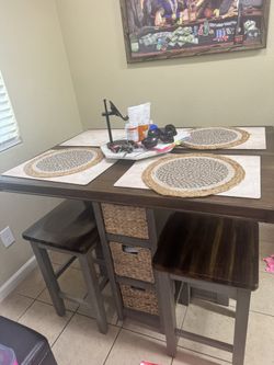Dinning Set