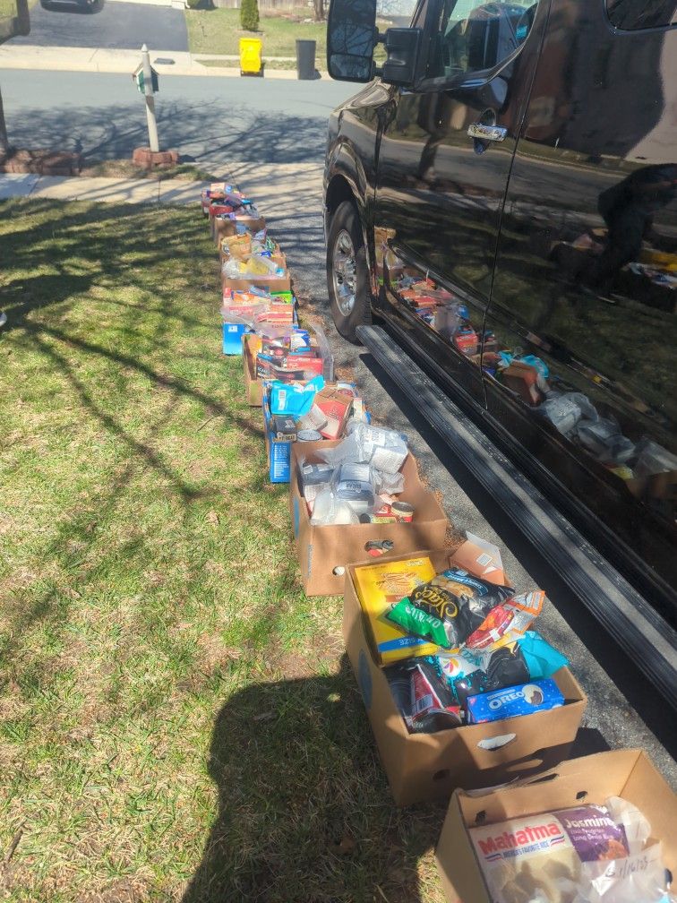 Free Dry Food And Canned Goods For Pickup