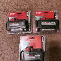Milwaukee M18 18-Volt Lithium-Ion High Output Battery Pack 6.0Ah Each One / Cada Una 