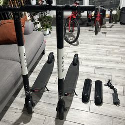 (2) Bird ES4 Electric Scooters + 2 Extra External Batteries (Parts/Repair)