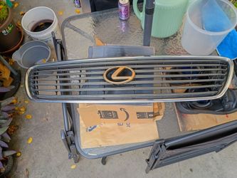 2002 Lexus ls430 grill