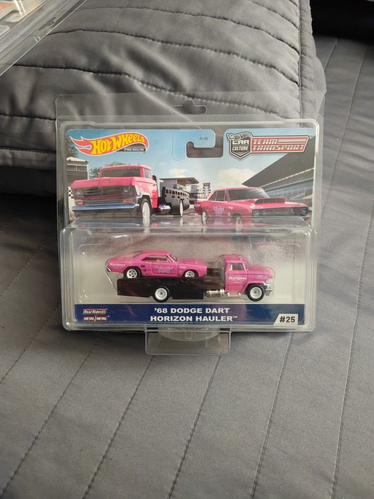 Hot Wheels Team Transport #25 Dodge Dart