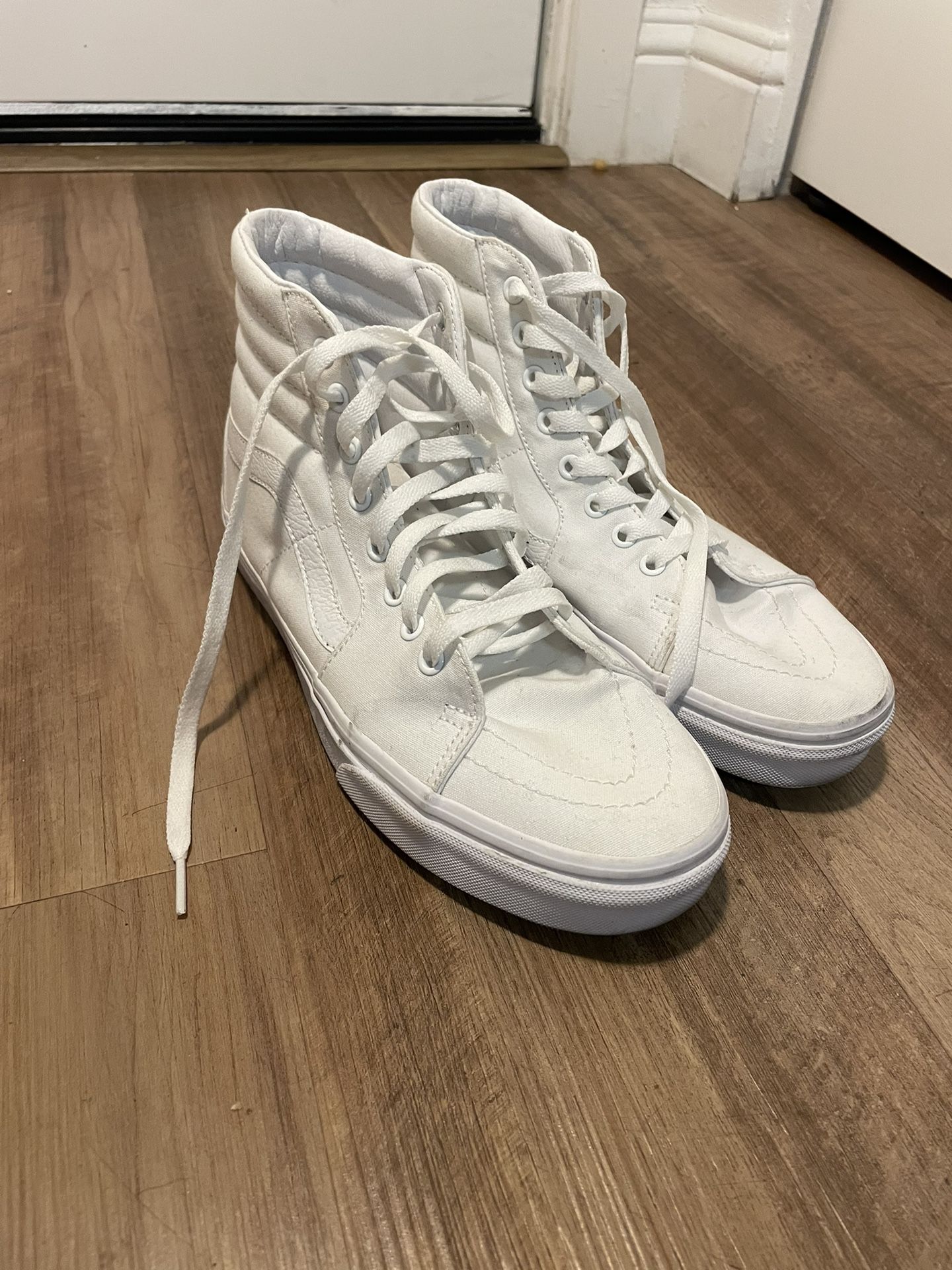 Vans (White) Size 9