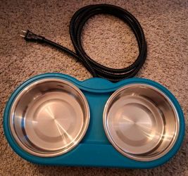Heated Pet Water Bowl - Blue - Open Box / Never Used